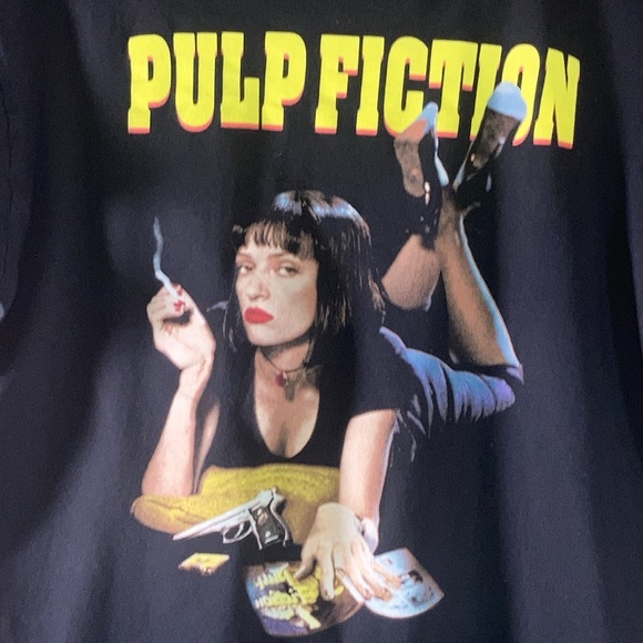 EUC Pulp Fiction Uma Thurman Black Short Sleeve Tee Unisex Medium - Picture 2 of 7